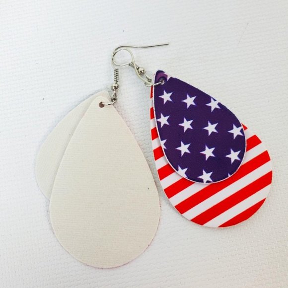 Patriotic 4th of July Lightweight Earrings - Picture 2 of 3